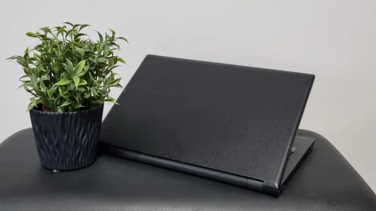 Toshiba_2.jpg
