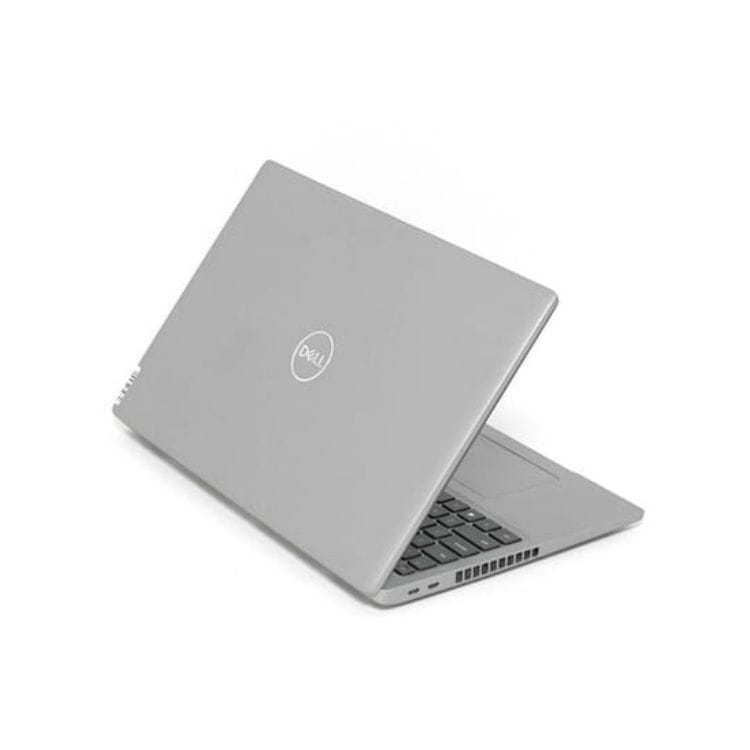 Latitude 5520_2.jpg
